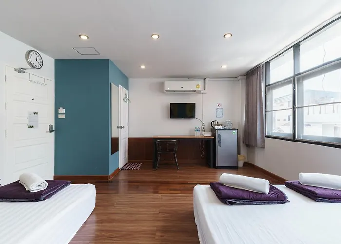 99 Khaosan Hostel *